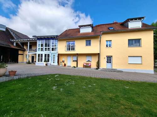 Foto - Haus zum Kaufen in Geisfeld 859.000,00 € 327 m²