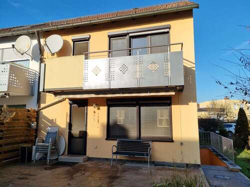 Foto - Haus zum Kaufen in Wendelstein Kleinschwarzenlohe 444.000,00 € 112 m²