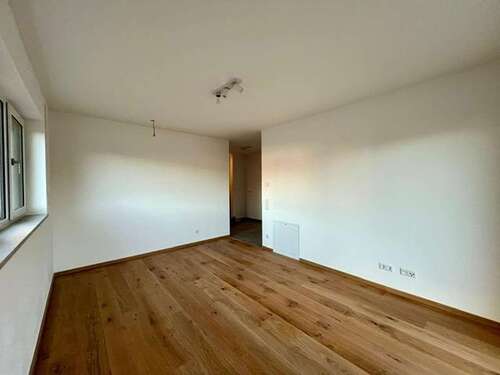 Foto - Wohnung zum Mieten in Berching 710,00 € 50 m²