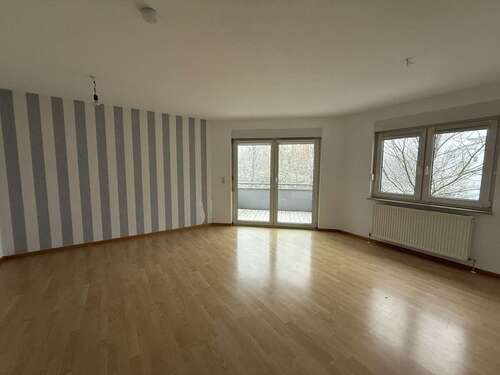 Foto - Wohnung zum Kaufen in Homburg Erbach 135.000,00 € 75.99 m²