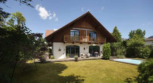 Foto - Haus zum Kaufen in Gilching 2.590.000,00 € 333 m²