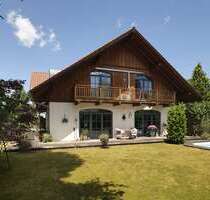 Haus zum Kaufen in Gilching 2.590.000,00 € 333 m²