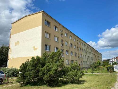 Foto - Wohnung zum Mieten in Neustrelitz 490,00 € 75.16 m²