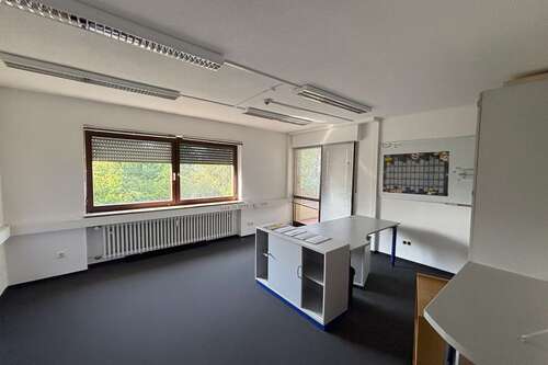 Foto - Büro in Rottendorf 2.990,00 € 220 m²