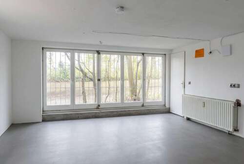 Foto - Büro in Krefeld 350,00 € 35 m² - 350,00&nbsp;EUR Kaltmiete, ca.&nbsp; 35,00&nbsp;m&sup2;