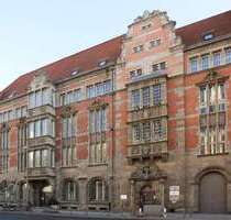 Büro in Berlin 990,00 € 15 m² - 990,00&nbsp;EUR Kaltmiete, ca.&nbsp; 15,00&nbsp;m&sup2; in Berlin (PLZ: 10117)