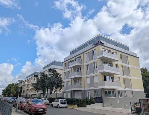 Foto - Wohnung zum Mieten in Dresden 1.630,00 € 131.81 m²