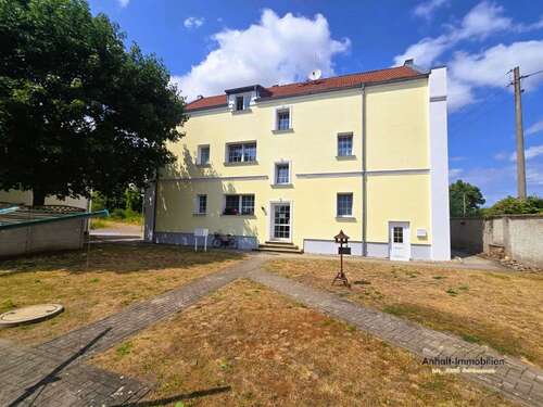 Foto - Wohnung zum Mieten in Brehna 360,00 € 45.48 m²