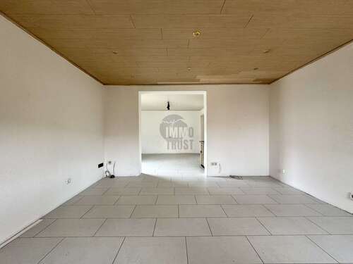 Foto - Haus zum Mieten in Wertheim Waldenhausen 1.050,00 € 122.3 m²