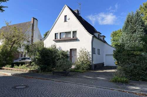 Foto - Haus zum Kaufen in Bremerhaven 318.000,00 € 136 m²