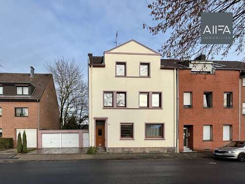 Foto - Haus zum Kaufen in Mönchengladbach 399.000,00 € 200 m²