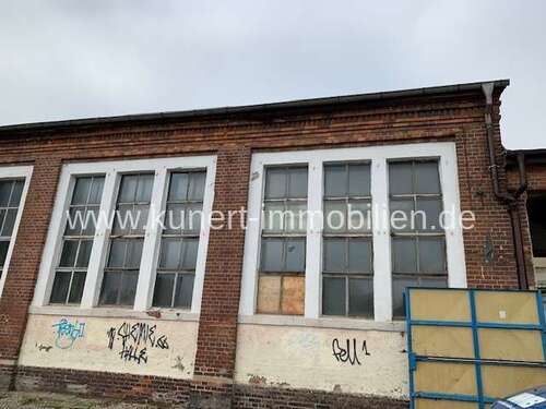 Foto - Halle in Halle (Saale) 1.800.000,00 € 2000 m²