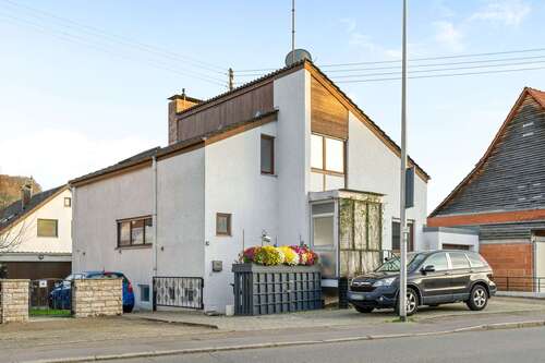 Foto - Haus zum Kaufen in Winnenden 649.000,00 € 229.53 m²