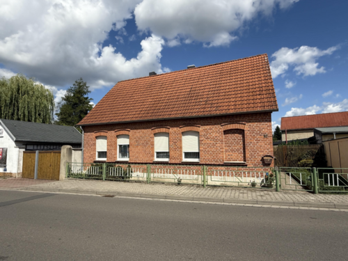 Foto - Haus zum Kaufen in Gräfenhainichen 79.000,00 € 93 m²