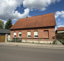 Haus zum Kaufen in Gräfenhainichen 79.000,00 € 93 m²