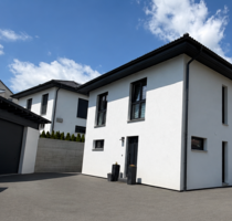 Haus zum Mieten in Kulmbach 1.535,00 € 140 m²
