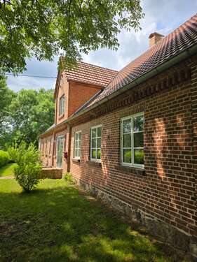 Foto - Haus zum Kaufen in Sternberg 575.000,00 € 350 m²