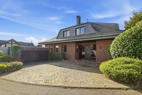 Foto - Haus zum Kaufen in Bergheim 1.180.000,00 € 270 m²