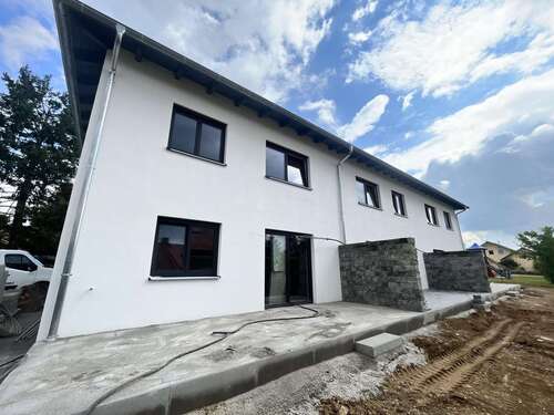 Foto - Haus zum Kaufen in Iggensbach 394.000,00 € 146 m²