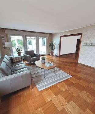 Foto - Haus zum Kaufen in Wiesbaden 695.000,00 € 240 m²