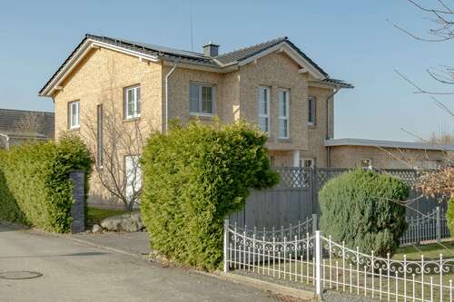 Foto - Haus zum Kaufen in Buchholz 849.000,00 € 190 m²