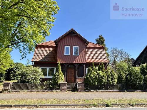 Foto - Haus zum Kaufen in Wathlingen 375.000,00 € 194 m²