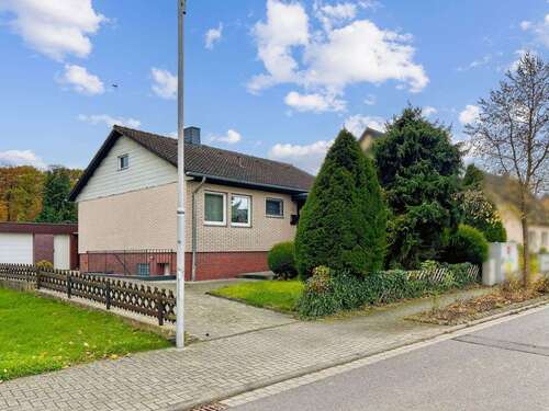 Foto - Haus zum Kaufen in Grafschaft 278.000,00 € 82.6 m²