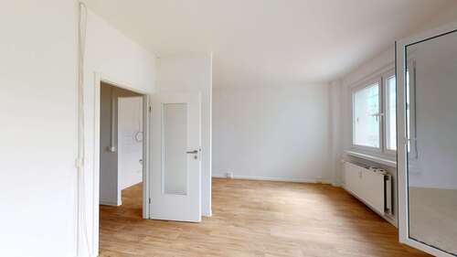 Foto - Wohnung zum Mieten in Halle 352,00 € 50.2 m²
