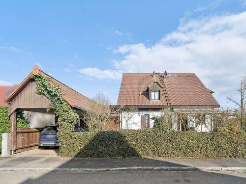 Foto - Haus zum Kaufen in Mintraching 590.000,00 € 221.79 m²