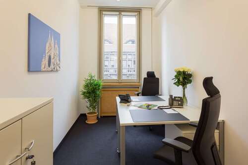 Foto - Büro in Berlin 399,00 € 4 m² - 399,00&nbsp;EUR Kaltmiete, ca.&nbsp; 4,00&nbsp;m&sup2;