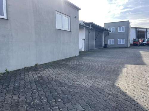 Foto - Halle in Siegburg 4.800,00 € 540 m²