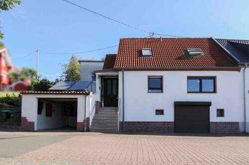 Foto - Haus zum Kaufen in Schiffweiler 178.000,00 € 89 m²