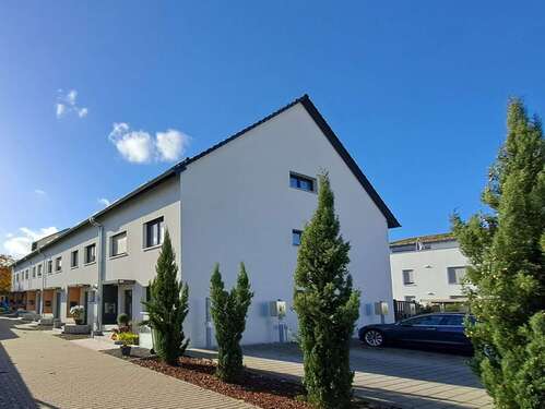 Foto - Haus zum Mieten in Viernheim 2.190,00 € 160 m²