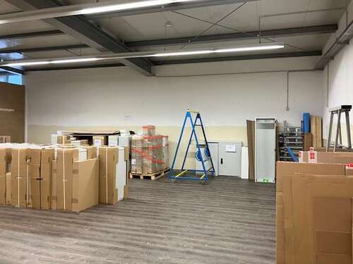 Foto - Halle in Speyer 700,00 € 108 m²