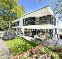 Haus zum Kaufen in Hamburg 1.600.000,00 € 222 m²