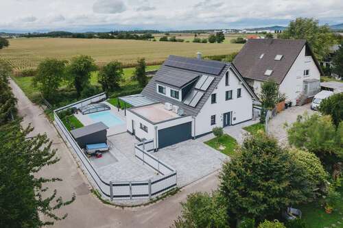 Foto - Haus zum Kaufen in Breisach am Rhein Oberrimsingen 1.180.000,00 € 203 m²