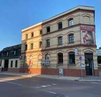 Wohnung zum Mieten in Halle 700,00 € 80.87 m²