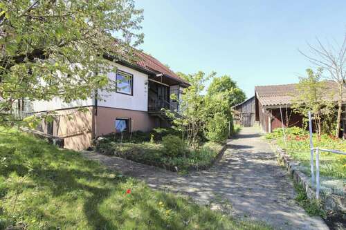 Foto - Haus zum Kaufen in Königsfeld 249.000,00 € 144.21 m²
