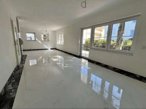 Foto - Haus zum Kaufen in München Laim 1.499.900,00 € 223 m²