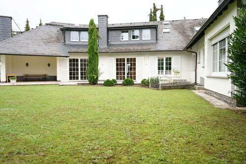Foto - Haus zum Kaufen in Rüdesheim am Rhein 1.590.000,00 € 324 m²