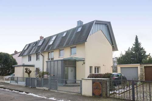 Foto - Haus zum Kaufen in Frankfurt am Main 949.000,00 € 176 m²