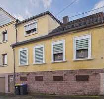 Haus zum Kaufen in Schiffweiler 115.000,00 € 165.14 m²