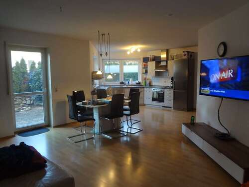 Foto - Wohnung zum Mieten in Baustetten 900,00 € 75 m²