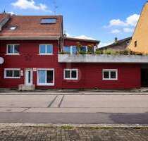 Haus zum Kaufen in Klettgau 310.000,00 € 240 m²