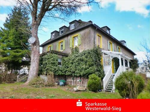 Foto - Haus zum Kaufen in Stein-Neukirch 179.000,00 € 196 m²
