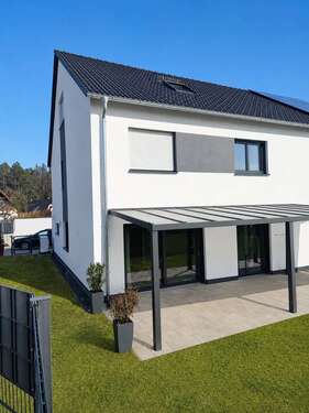 Foto - Haus zum Kaufen in Röthenbach 879.000,00 € 180 m²