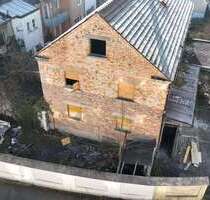 Haus zum Kaufen in Neu-Ulm 600.000,00 € 390 m²