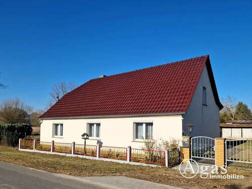 Foto - Haus zum Kaufen in Letschin Kienitz 149.000,00 € 100 m²