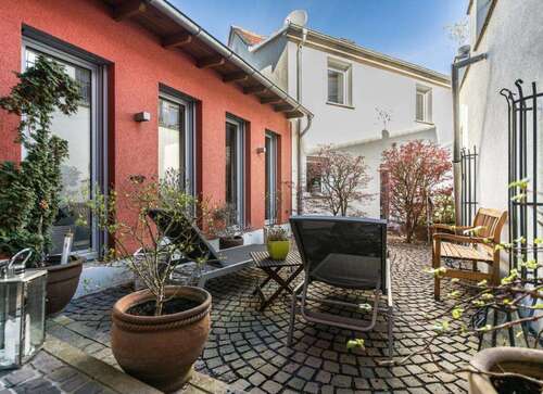 Foto - Haus zum Kaufen in Wiesbaden 959.000,00 € 238.53 m²