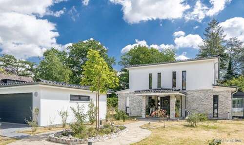 Foto - Haus zum Kaufen in Hannover Isernhagen-Süd 2.390.000,00 € 242 m²